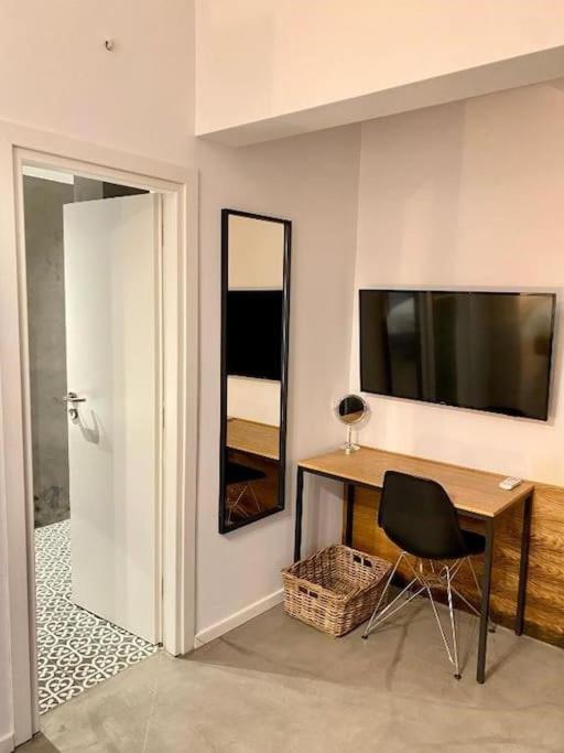A Place 4 U Below Acropolis Apartment Атина Екстериор снимка