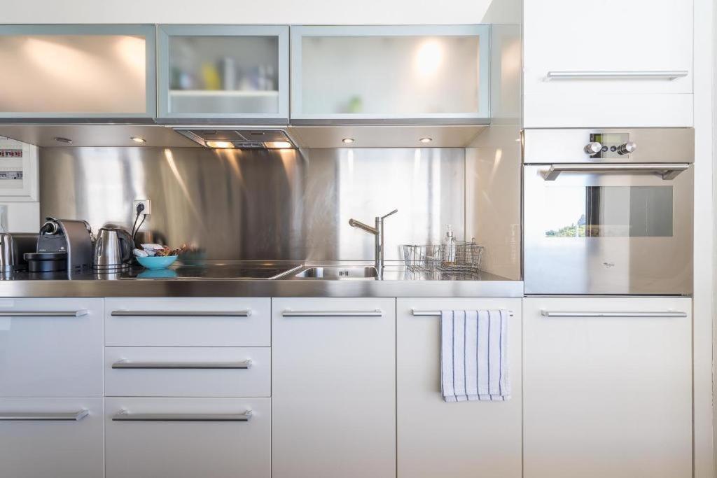 A Place 4 U Below Acropolis Apartment Атина Екстериор снимка